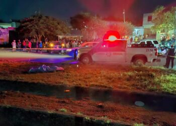 Peatón muere arrollado por motociclista frente a la Colonia Américo Villarreal