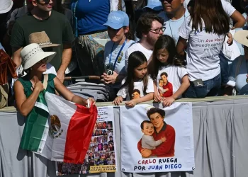 Carlo Acutis es proclamado primer santo millennial católico en el Vaticano