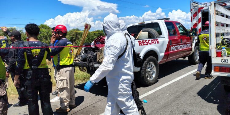 Mueren dentro de alcantarilla dos empleados de COMAPA-Padilla