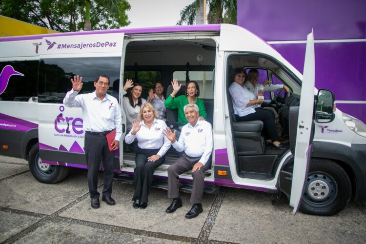 Fortalece DIF Tamaulipas red de transporte adaptado en los 43 municipios