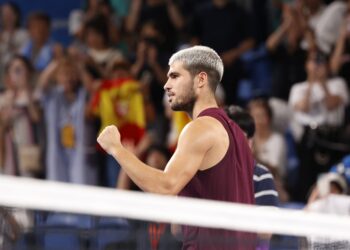 Carlos Alcaraz avanza a la final del Abierto de Japón 2025