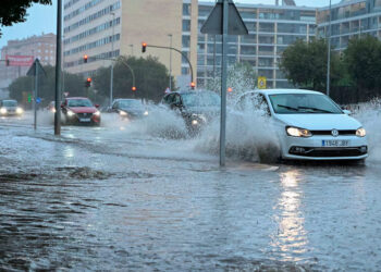 España en alerta roja por lluvias e inundaciones en Valencia
