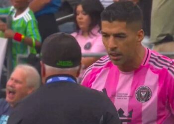 Luis Suárez escupe a auxiliar del Seattle tras perder la Leagues Cup