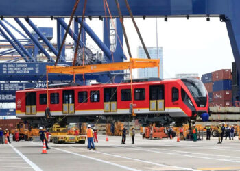 El metro de Bogotá ya es una realidad: primer tren llega a Cartagena