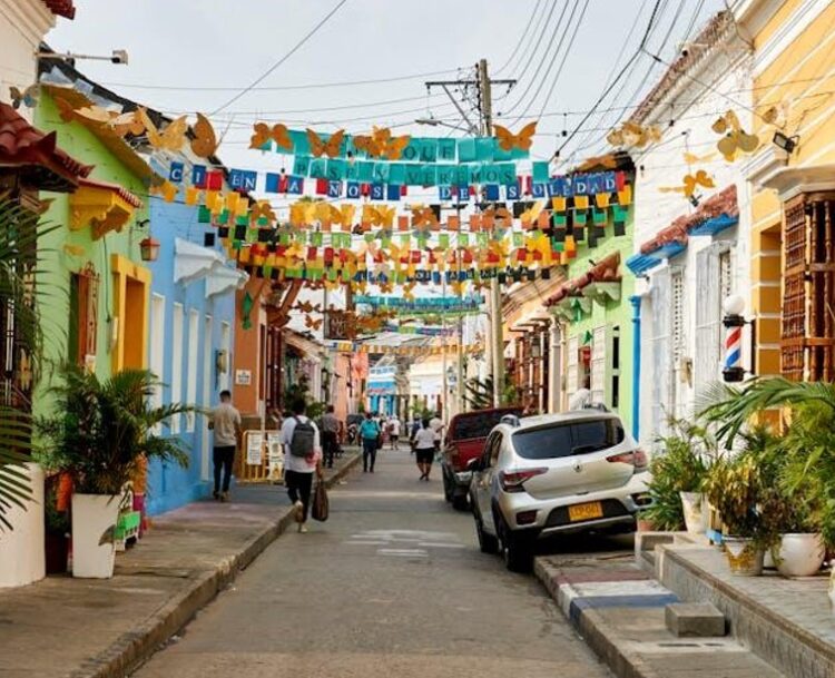 Todo lo que debes saber sobre cuánto cuesta viajar a Colombia