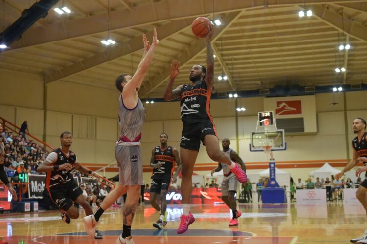 Correcaminos Básquetbol visita a CDMX