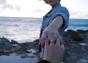 La boda íntima de Chloë Grace Moretz y Kate Harrison en 2025