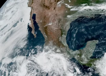 Tormenta tropical ‘Kiko’ podría intensificarse a huracán categoría 1