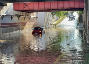 Alertan contra riesgos por lluvias