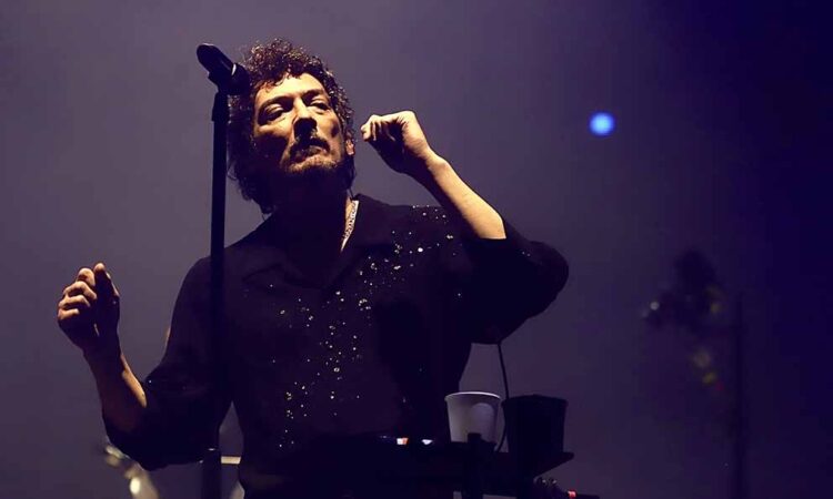 Zoé arranca con éxito su serie de conciertos en el Estadio GNP ante 60 mil fans