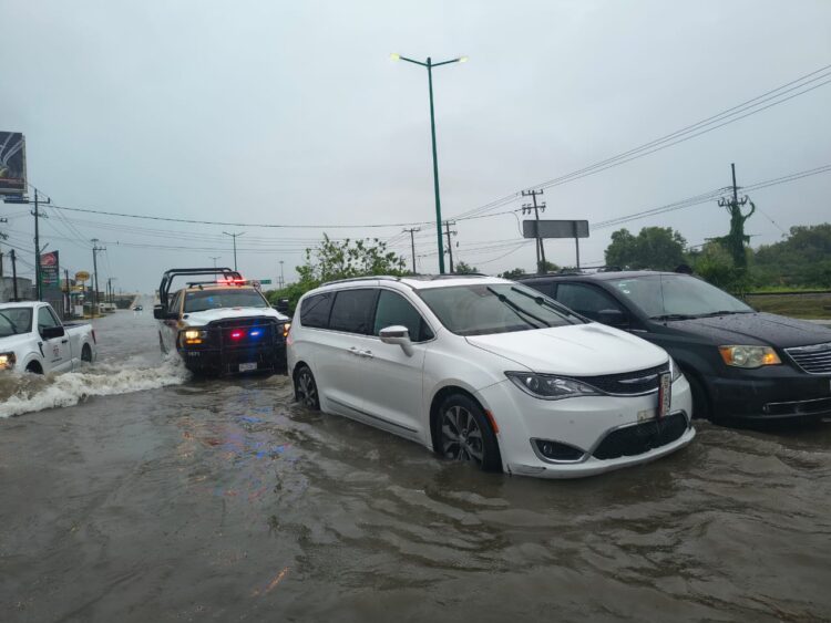 Apoyó Guardia Estatal con traslado a personas del sur de Tamaulipas, tras fuertes lluvias