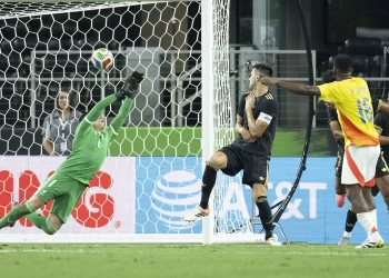 Colombia golea 4-0 a México en partido amistoso previo al Mundial