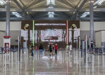 Cancelación de rutas aéreas de EE.UU. pone en jaque al turismo mexicano
