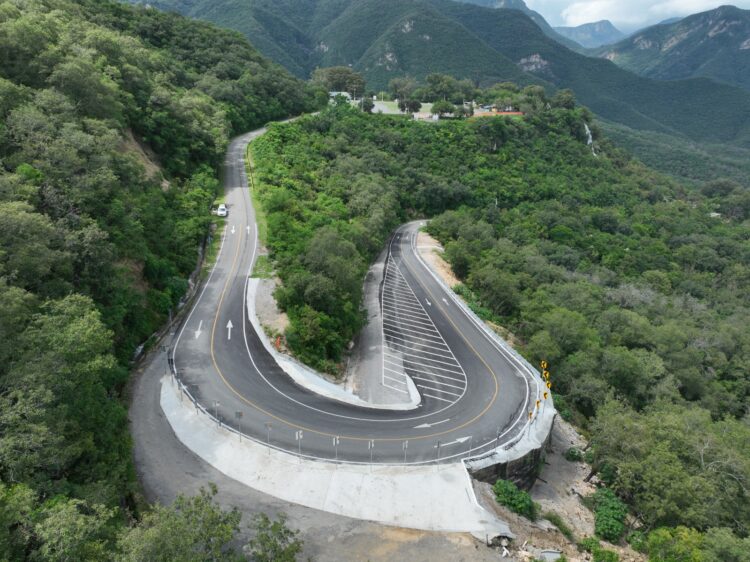 Moderniza gobierno de Américo Villarreal acceso a Ejido “El Chorrito”, Hidalgo, Tamaulipas