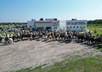 Veterinaria-UAT-Victoria cierra con cabalgata las actividades del 68 aniversario de su fundación