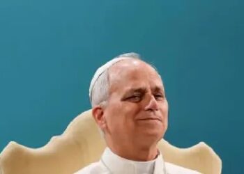 Papa León XIV critica política migratoria de EU