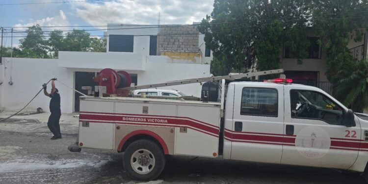 Se incendia vivienda en Fraccionamiento Sierra Madre