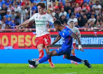 Cruz Azul empata 1-1 con Necaxa, tras dos goles anulados 