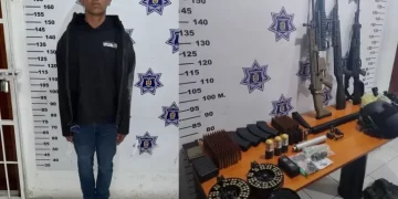 Cae ‘El Chamoy’, de 18 años que transportaba armas, lanzagranadas y explosivos