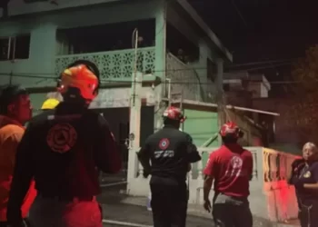 Mueren gemelos de 4 años durante un incendio en su casa de Monterrey