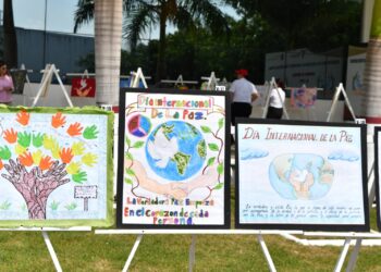 Expresan reos su visión de paz con lápiz y acuarela en Semana de la Paz Penitenciaria