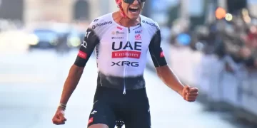 Del Toro desata la euforia en Ensenada con un título nacional