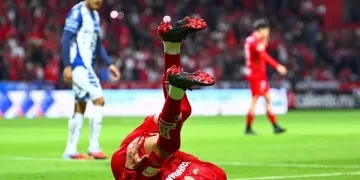 Toluca empata 2-2 ante Pachuca y Alexis Vega sale lesionado
