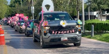 Realizan mujeres del sector salud en Victoria “Caravana Rosa” en prevención al Cáncer de Mama