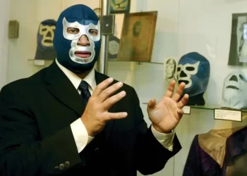 Blue Demon Jr. sufre accidente y es hospitalizado en terapia intensiva