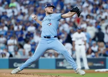 ¡Azulejos pega de nuevo a Dodgers 6-1 y queda a un triunfo de coronarse!