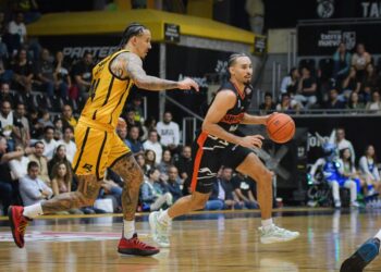 Panteras Negras gana el primero en Aguascalientes a Correcaminos 89-75