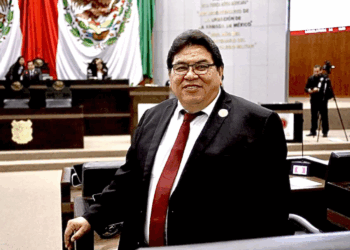 Plantea diputado y galeno penalizar a padres o tutores por cirugías estéticas a menores