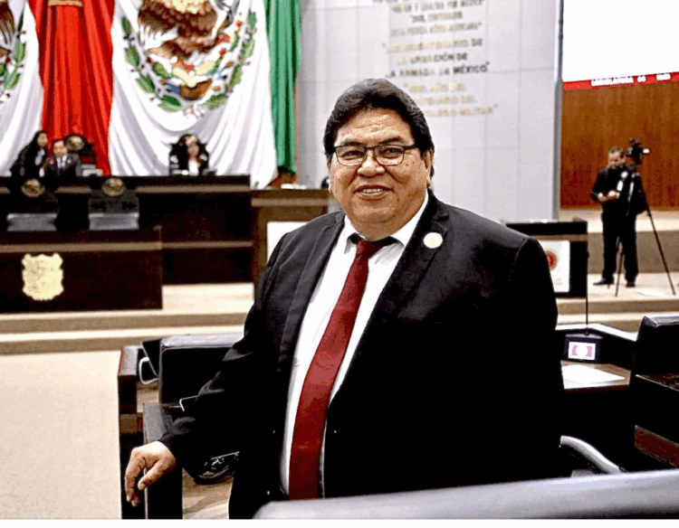 Plantea diputado y galeno penalizar a padres o tutores por cirugías estéticas a menores