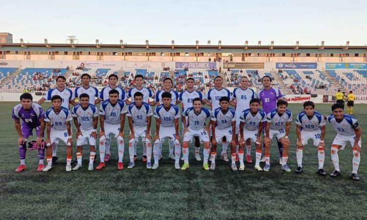Gavilanes despluman 2-1 al Correcaminos en la Liga Premier