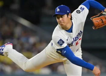 Dodgers pega primero 5-3 y toma ventaja sobre los Filis