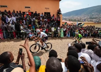 El mexicano Issac Del Toro gana el Giro dell’Emilia e hila su triunfo 14