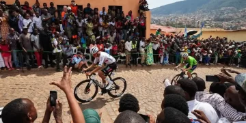 El mexicano Issac Del Toro gana el Giro dell’Emilia e hila su triunfo 14