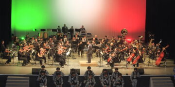 Presenta Guardia Nacional espectáculo de danza y música en el Festival Internacional en la Costa del Seno Mexicano