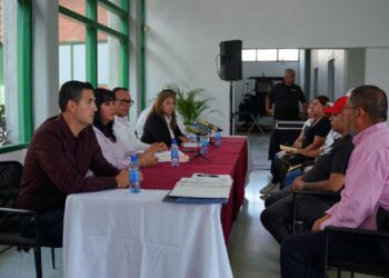 Gobierno de Tamaulipas acuerda reparar daños y plan de apoyo a familiares de víctimas de la masacre de Nuevo Laredo