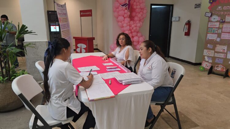 Refuerza Secretaría de Salud campaña para detección oportuna de cáncer de mama en Tamaulipas