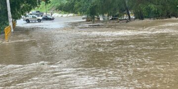 Cierran paso en tres vados del río San Marcos por fuertes escurrimientos en el sector suroeste de Victoria