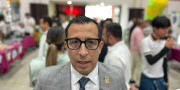 Aumento a impuestos pegará al comercio, afirma Canaco