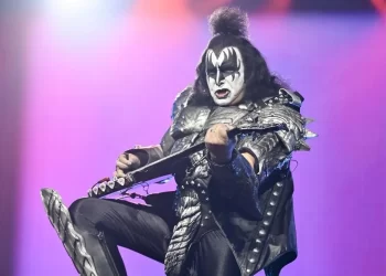Gene Simmons, líder de Kiss, hospitalizado tras chocar en Malibú