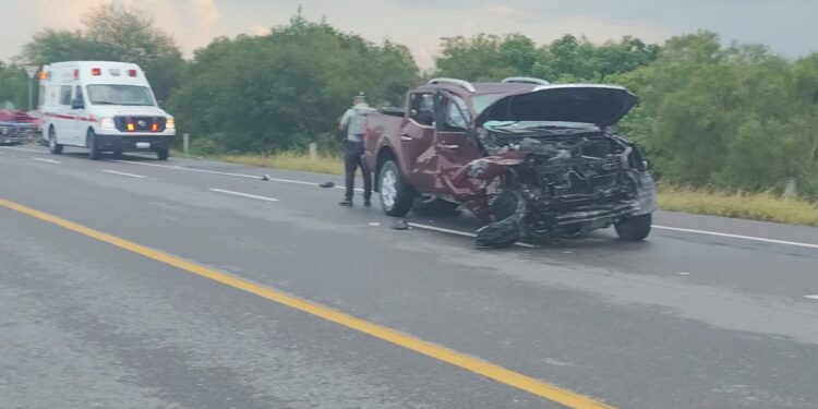 Mueren cinco personas en accidente carretero