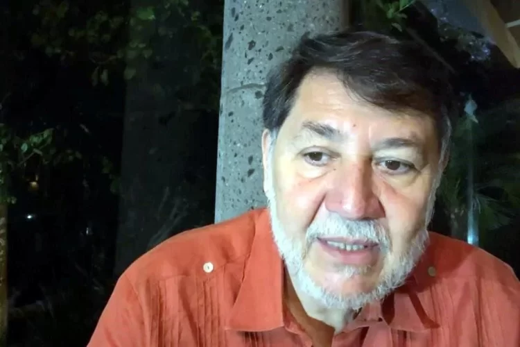 Noroña solicitará licencia al Senado