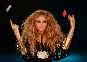 Paulina Rubio desalojada por deuda de más de 110 mil dólares