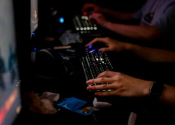 Roblox vinculado a autolesiones y ansiedad infantil