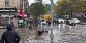 Tormenta histórica deja dos muertos en sótanos inundados de Nueva York