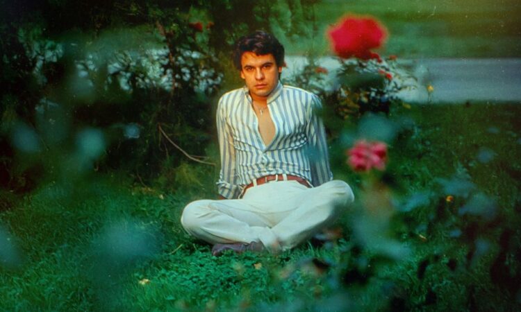 Netflix estrenará documental íntimo sobre Juan Gabriel