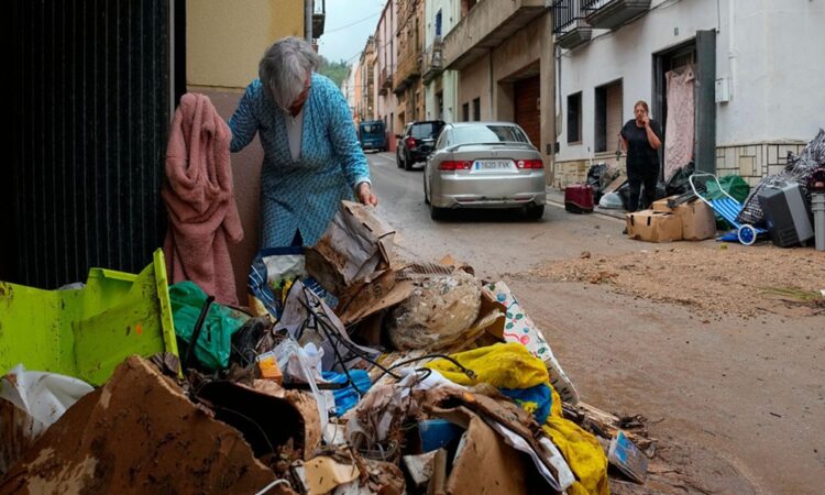 España sufre lluvias torrenciales en Valencia y Cataluña